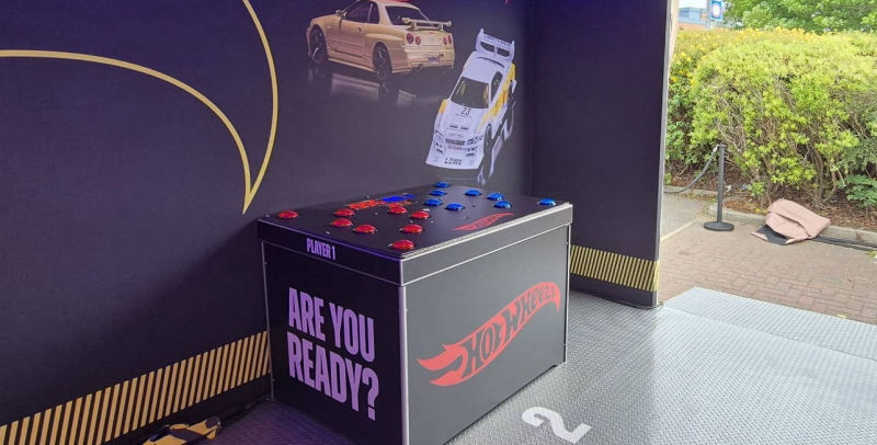 Hotwheels - Fully Branded Strike A Light Game.
